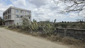100×100 Commercial Plot in Kimalat Kitengela