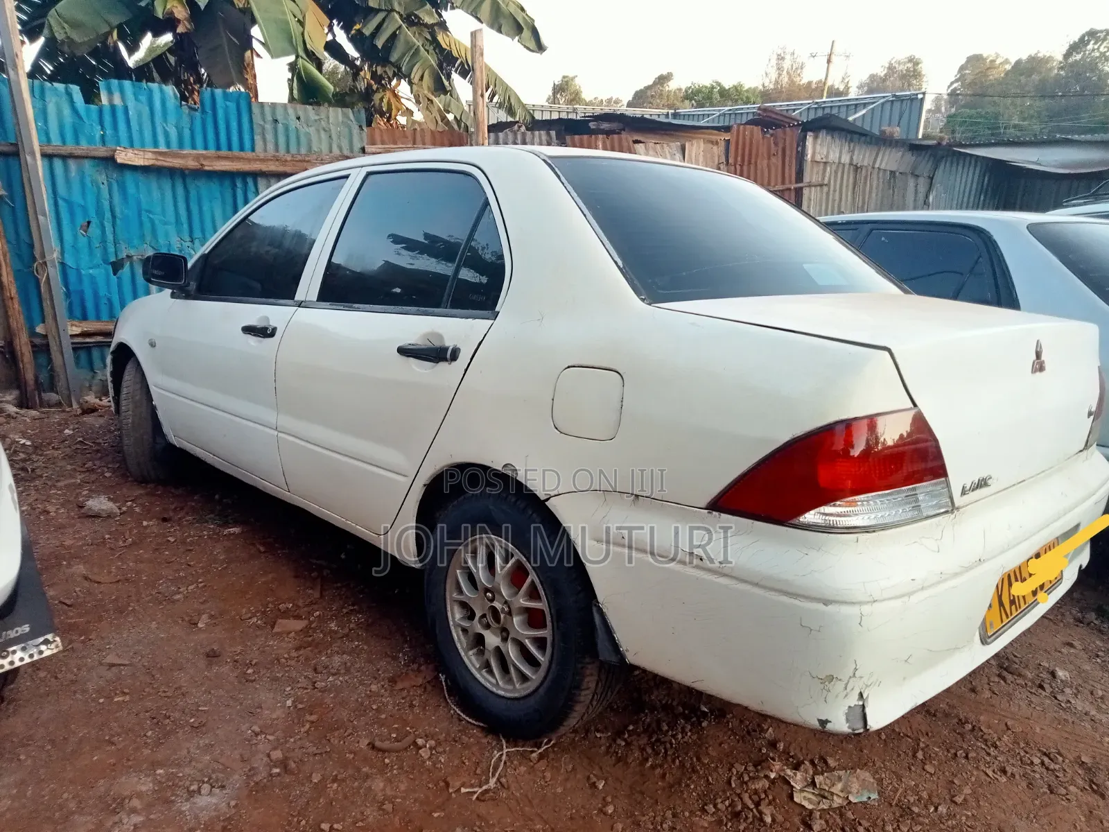 Mitsubishi Lancer 1998 White