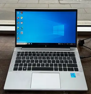 Laptop HP EliteBook 830 G8 8GB Intel Core i5 SSD 256GB