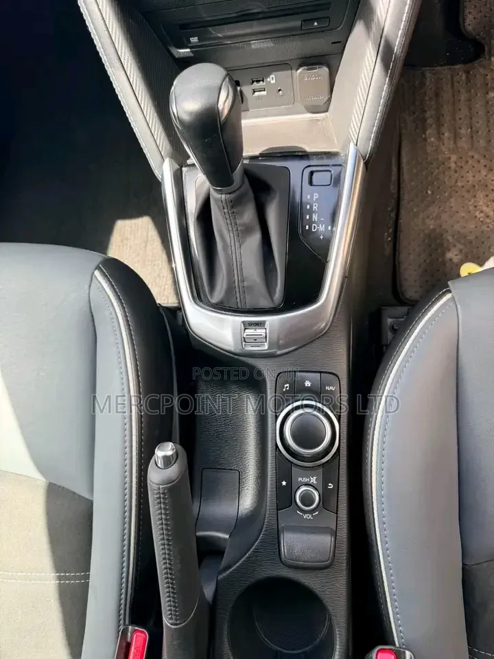 Mazda 2 2020 Blue