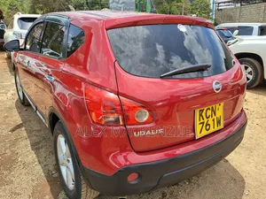 Nissan Dualis 2010 Red