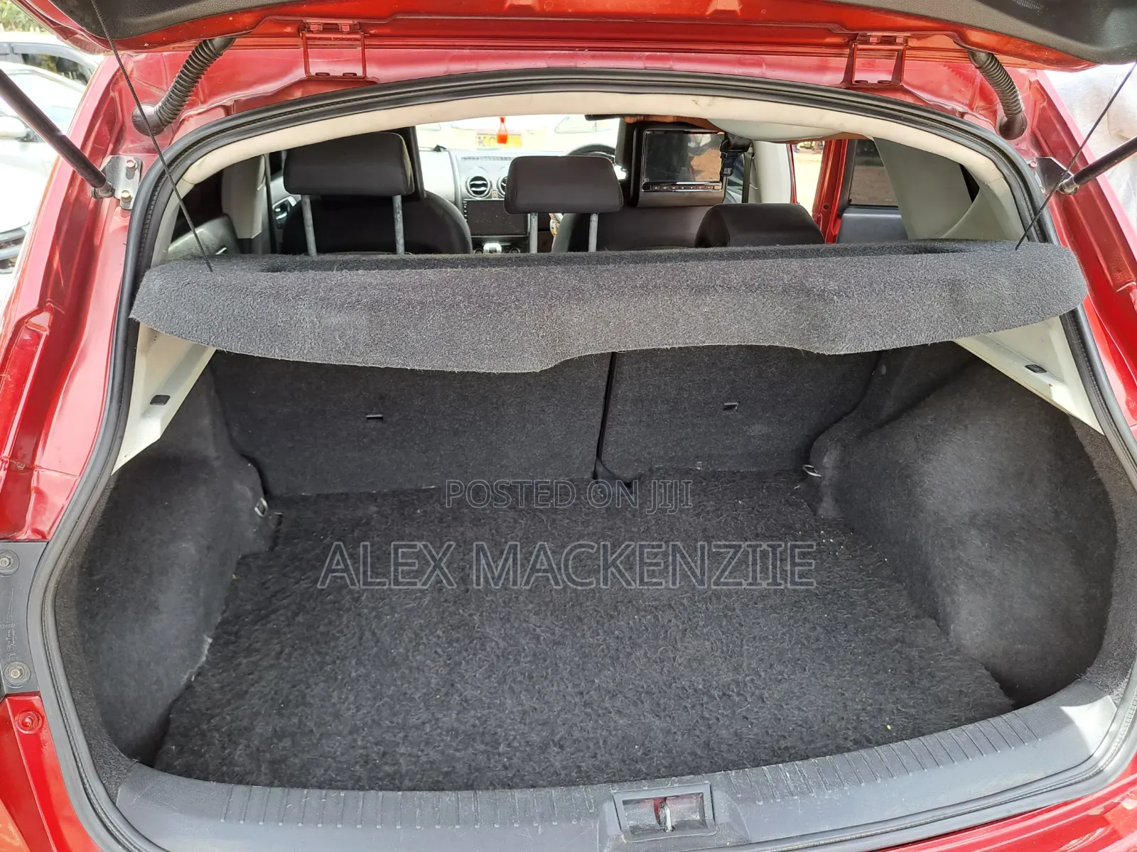 Nissan Dualis 2010 Red