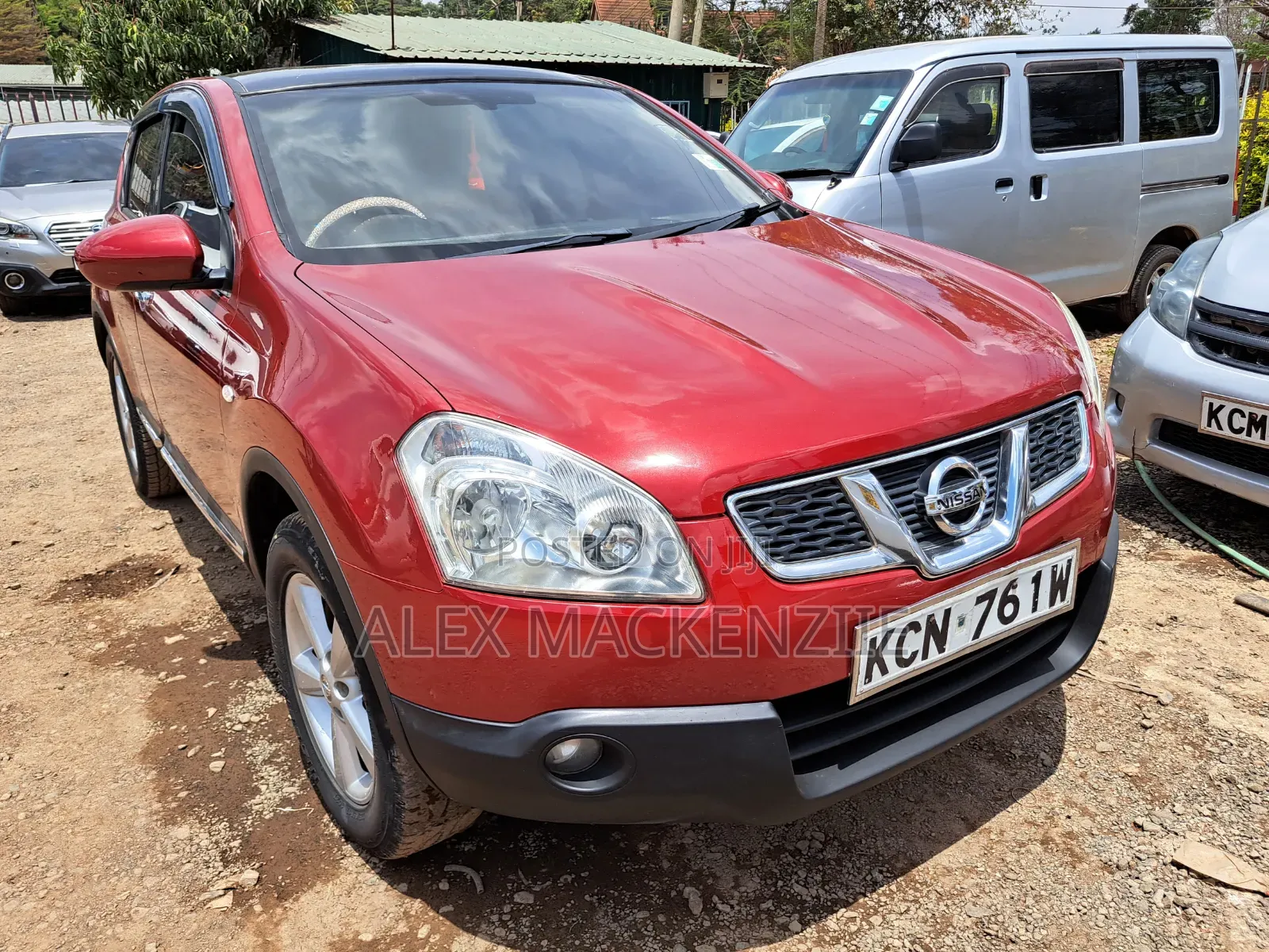 Nissan Dualis 2010 Red
