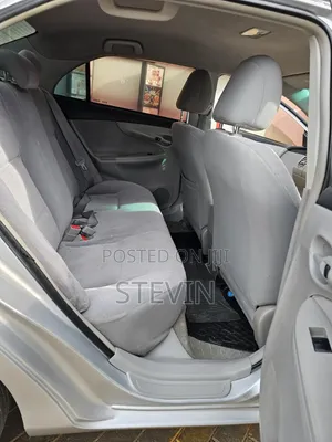 Toyota Axio 2012 Silver