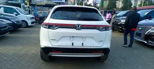 Honda Vezel 2021 White