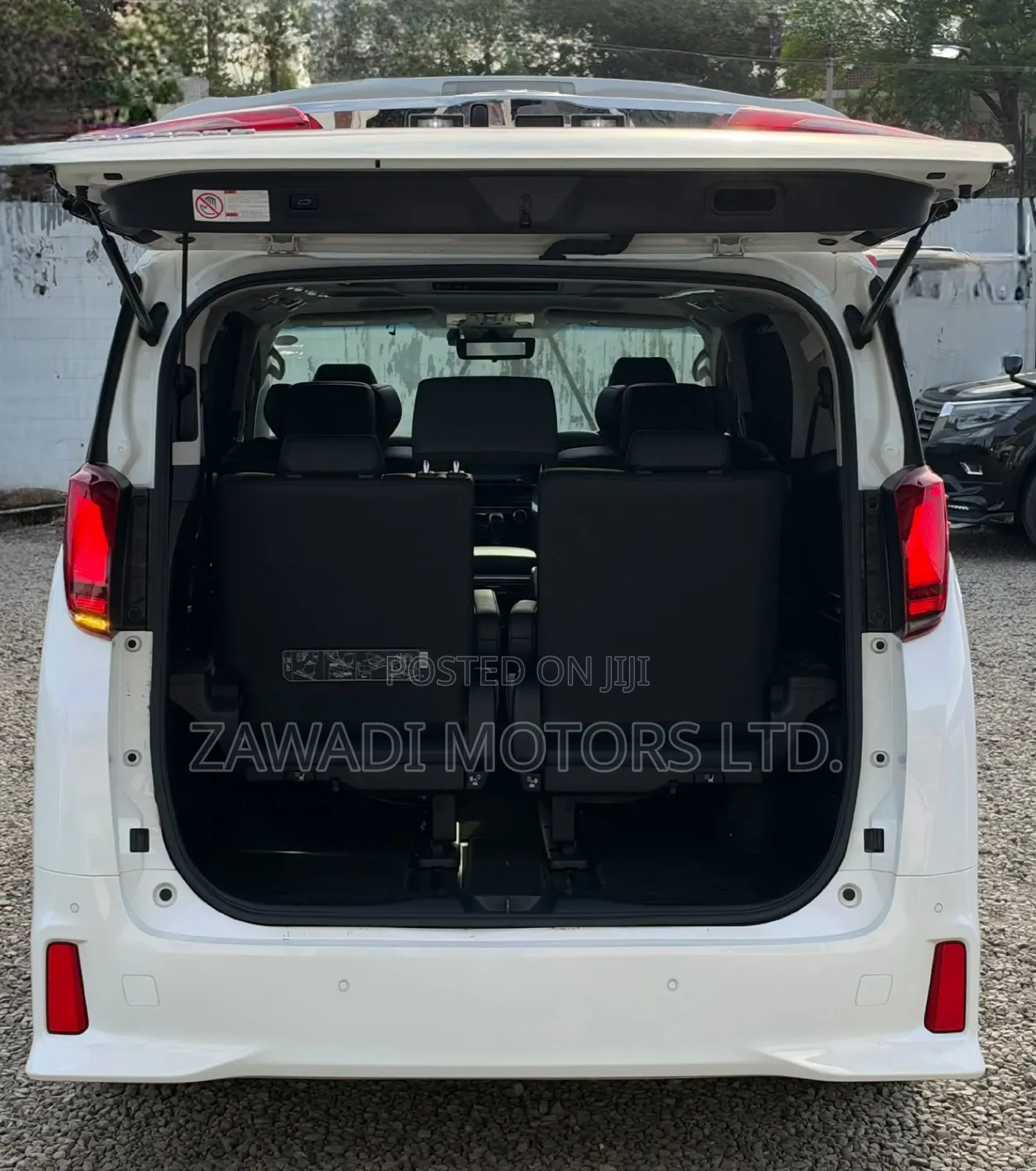 Toyota Alphard 2.5 Petrol AWD 2019 White