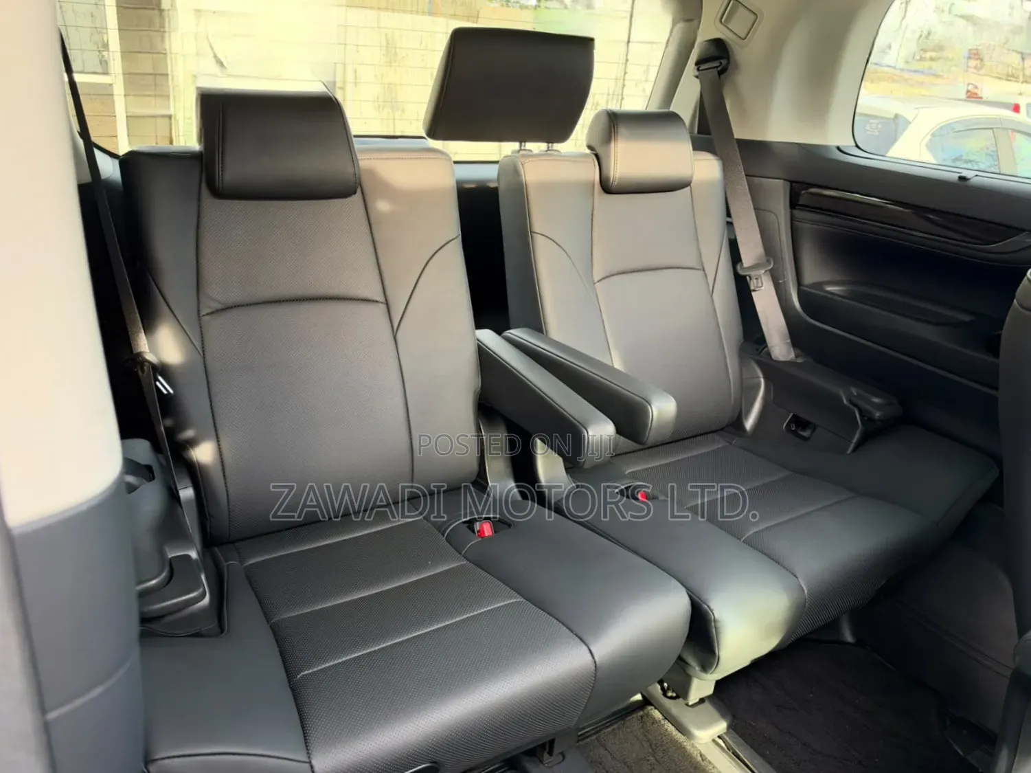 Toyota Alphard 2.5 Petrol AWD 2019 White