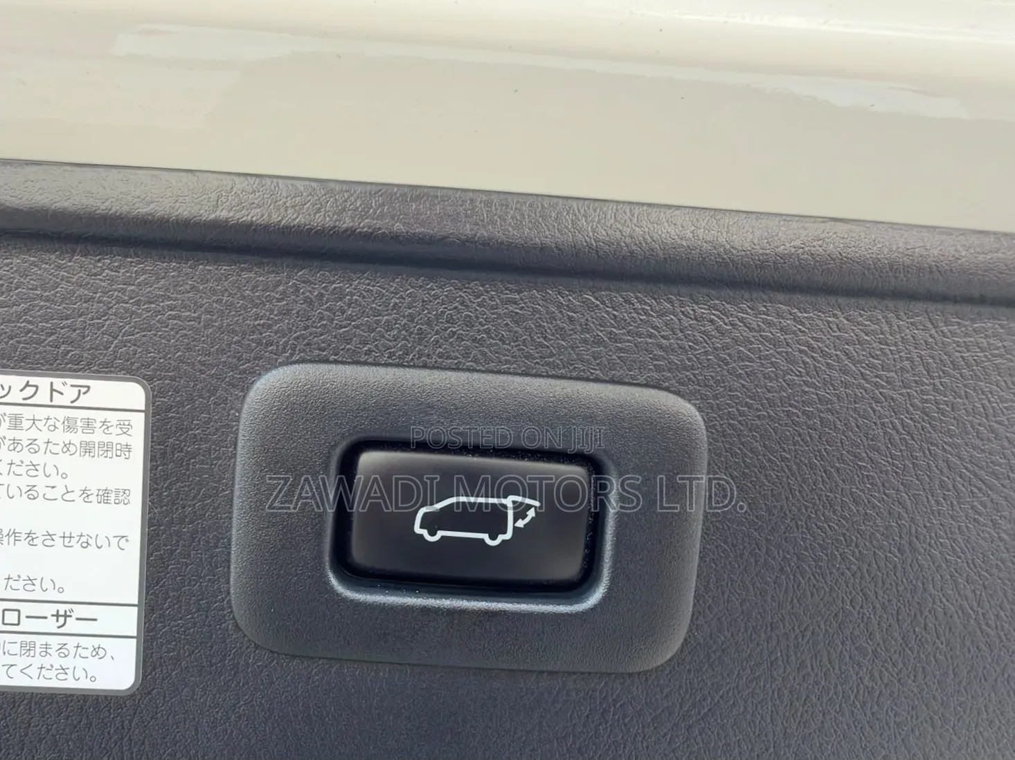 Toyota Alphard 2.5 Petrol AWD 2019 White