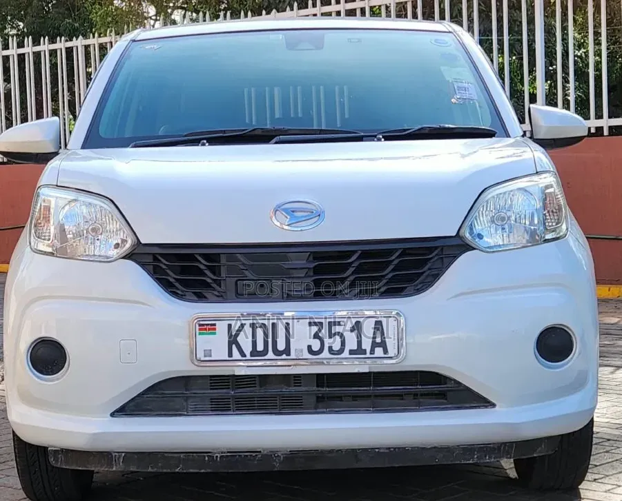 Daihatsu Boon 2018 White