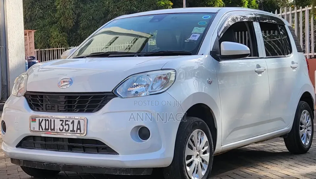 Daihatsu Boon 2018 White