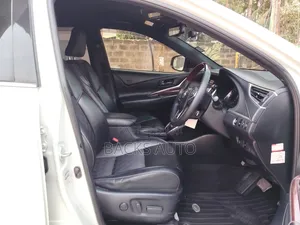 Toyota Harrier 2.0 2017 Pearl