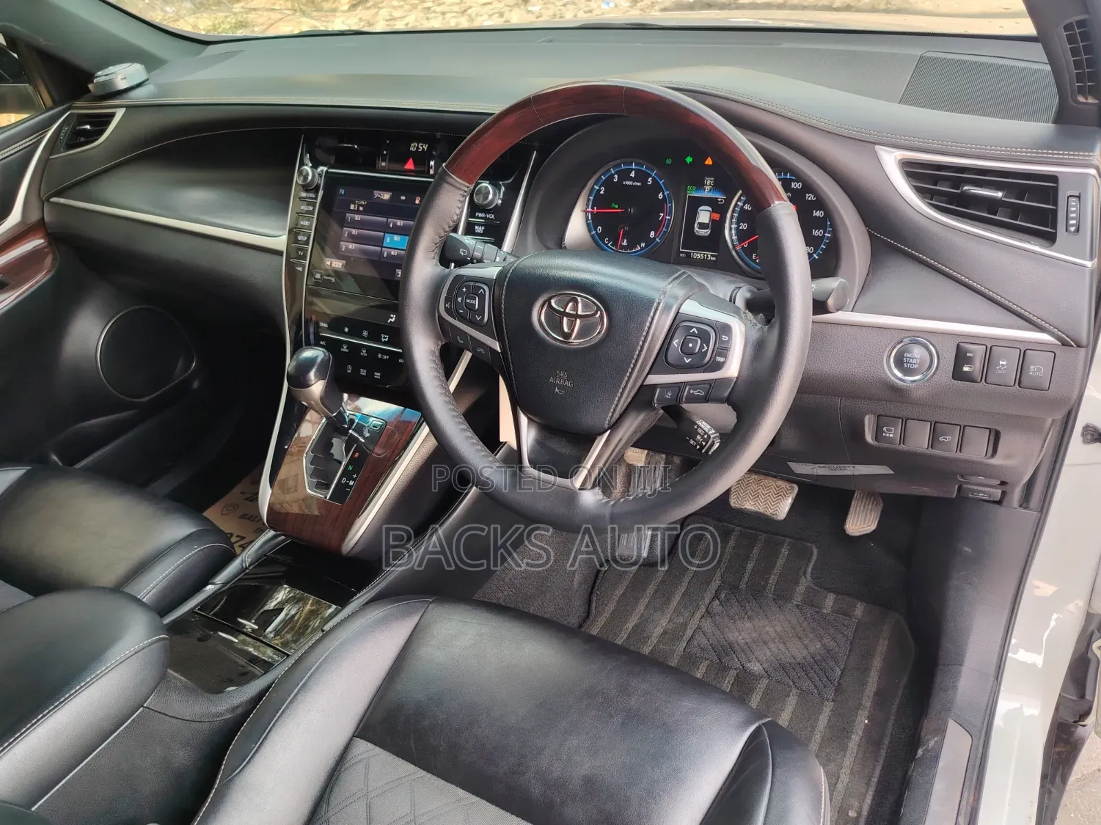 Toyota Harrier 2.0 2017 Pearl