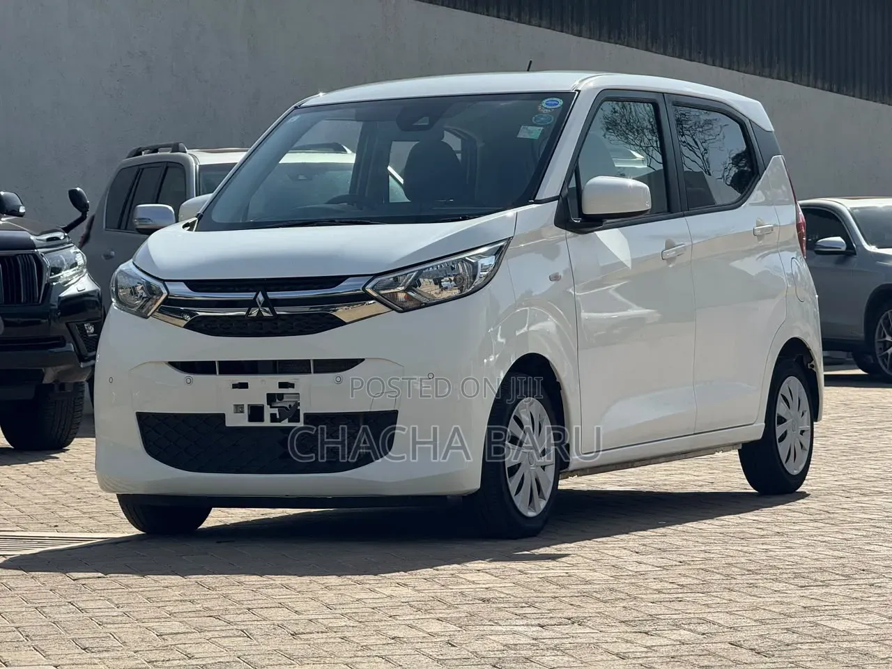 Mitsubishi EK Wagon 660 FWD 2019 White