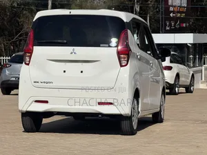 Mitsubishi EK Wagon 660 FWD 2019 White