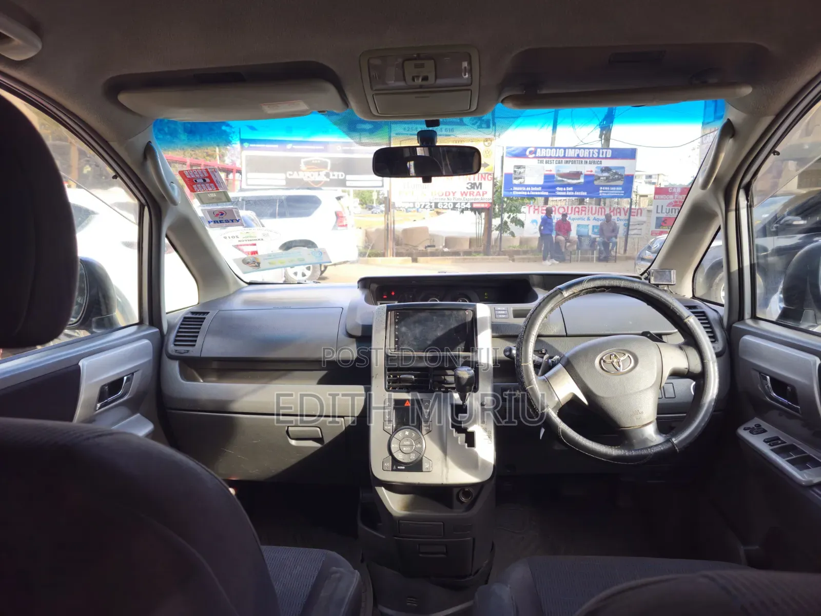 Toyota Noah 2008 Silver