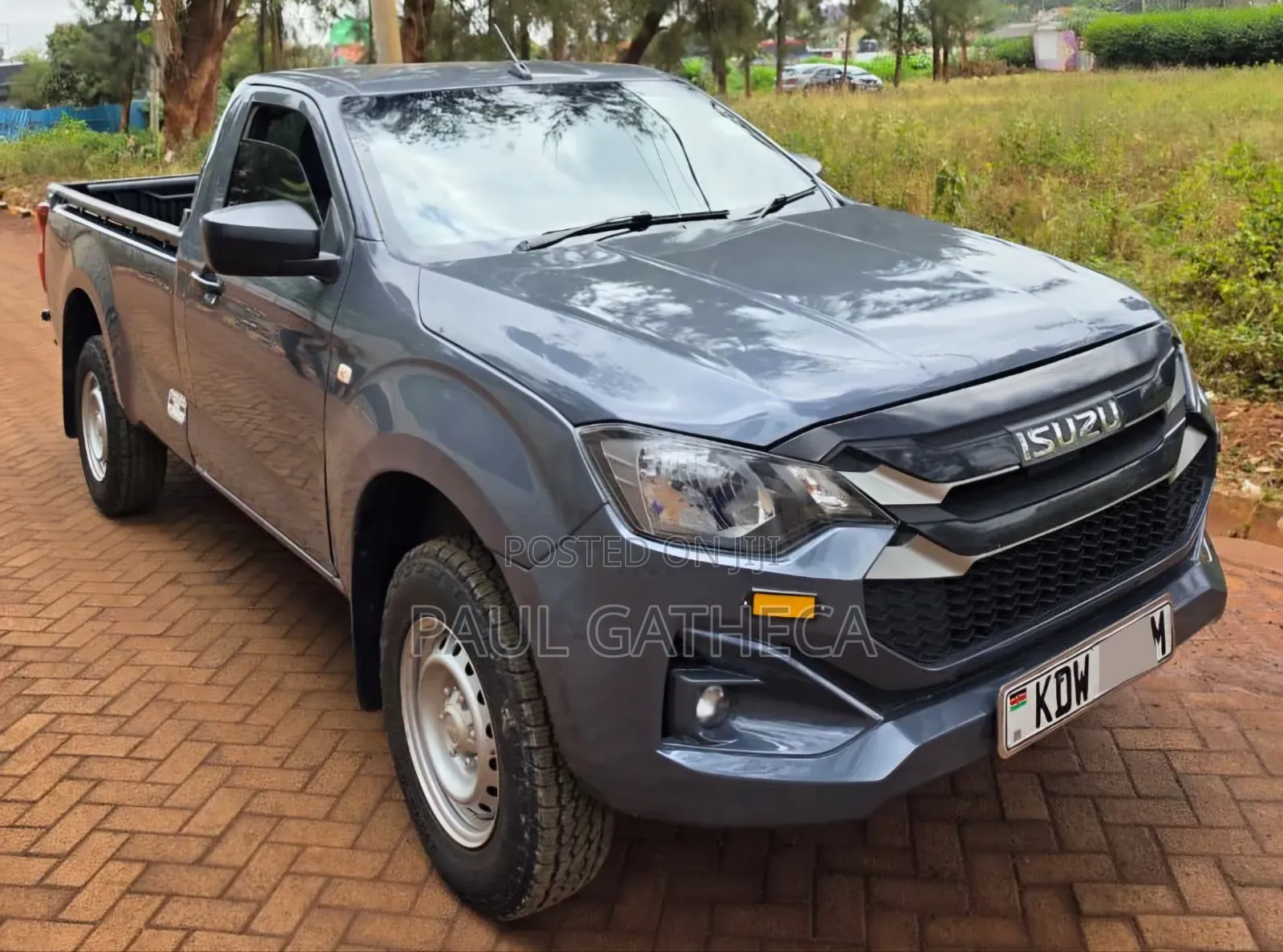 Isuzu D-MAX 2025 Gray