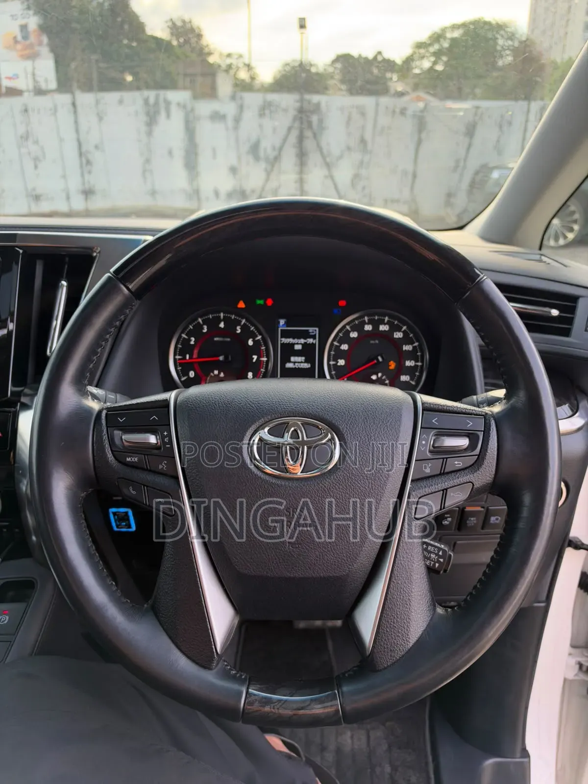 Toyota Alphard 2019 White