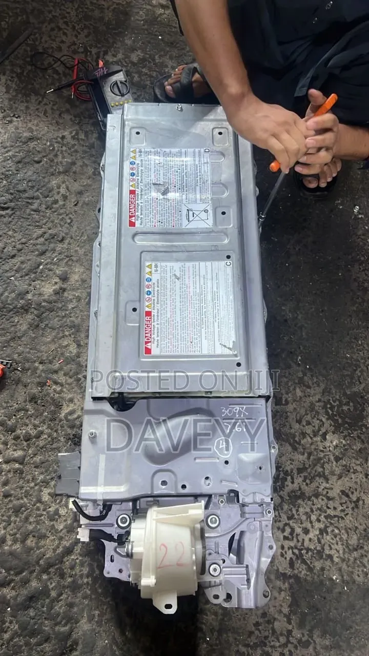 Toyota Prius 2010 Model Hybrid Battery