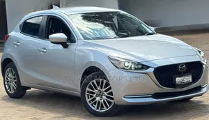 Mazda 2 2019 Silver