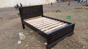 Solid 4by 6 Bed