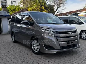 Toyota Noah 2.0 FWD (8 Seater) 2019 Gray