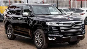 Toyota Land Cruiser 2023 Black