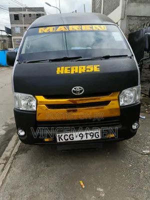 Toyota HiAce 2008 Silver