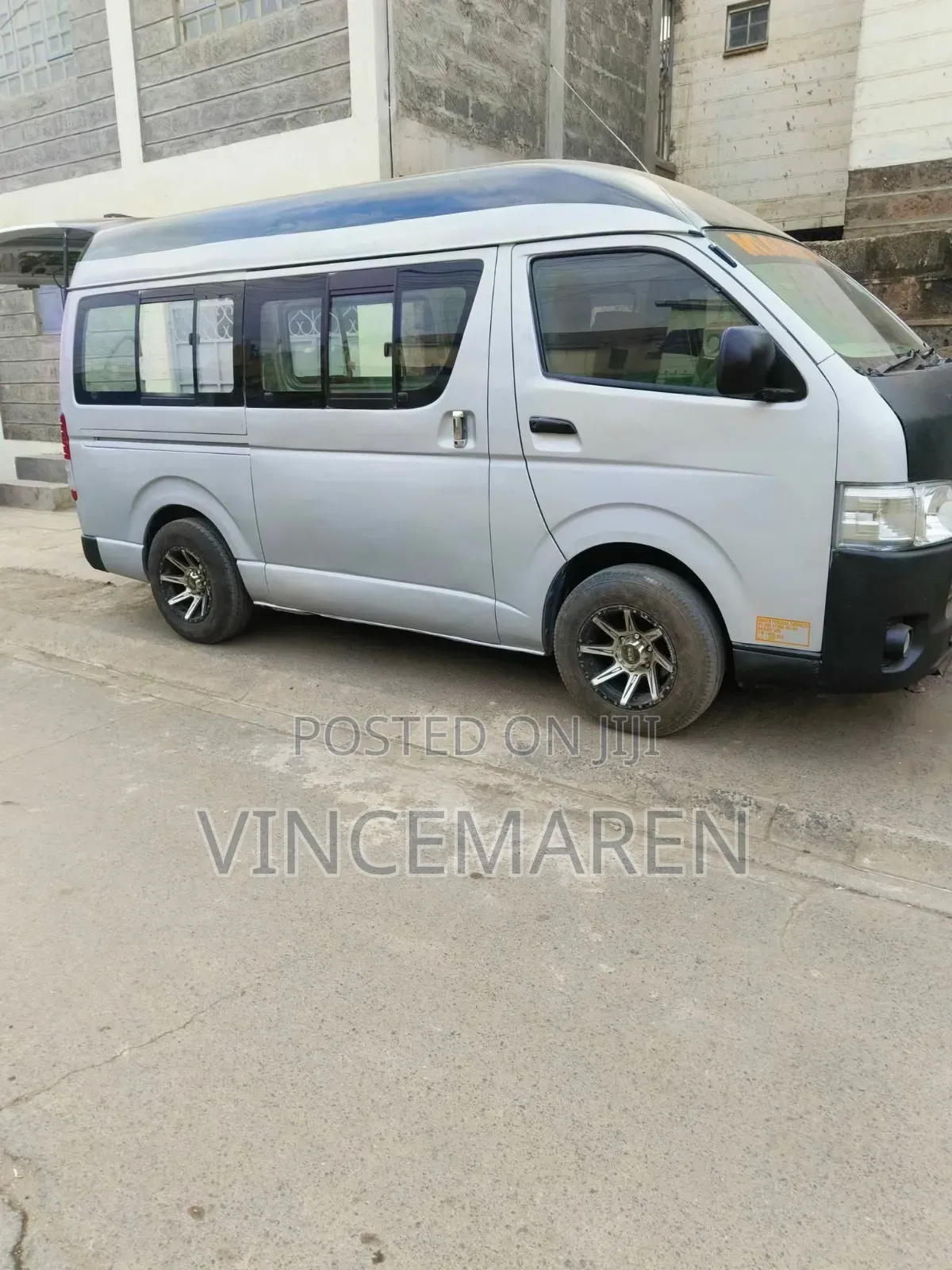 Toyota HiAce 2008 Silver