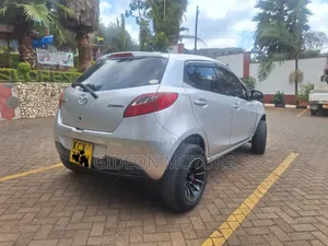Mazda Demio 2012 Silver
