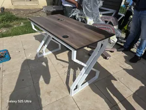 Metallic Frame Office Desk 1.2