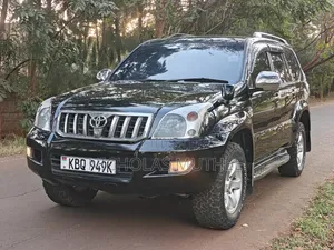 Toyota Land Cruiser 2005 Black