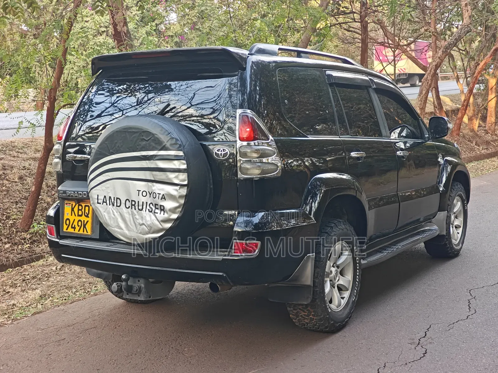 Toyota Land Cruiser 2005 Black