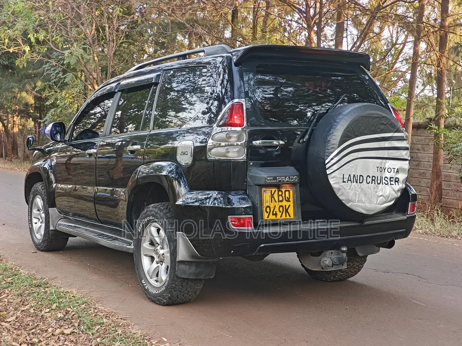 Toyota Land Cruiser 2005 Black