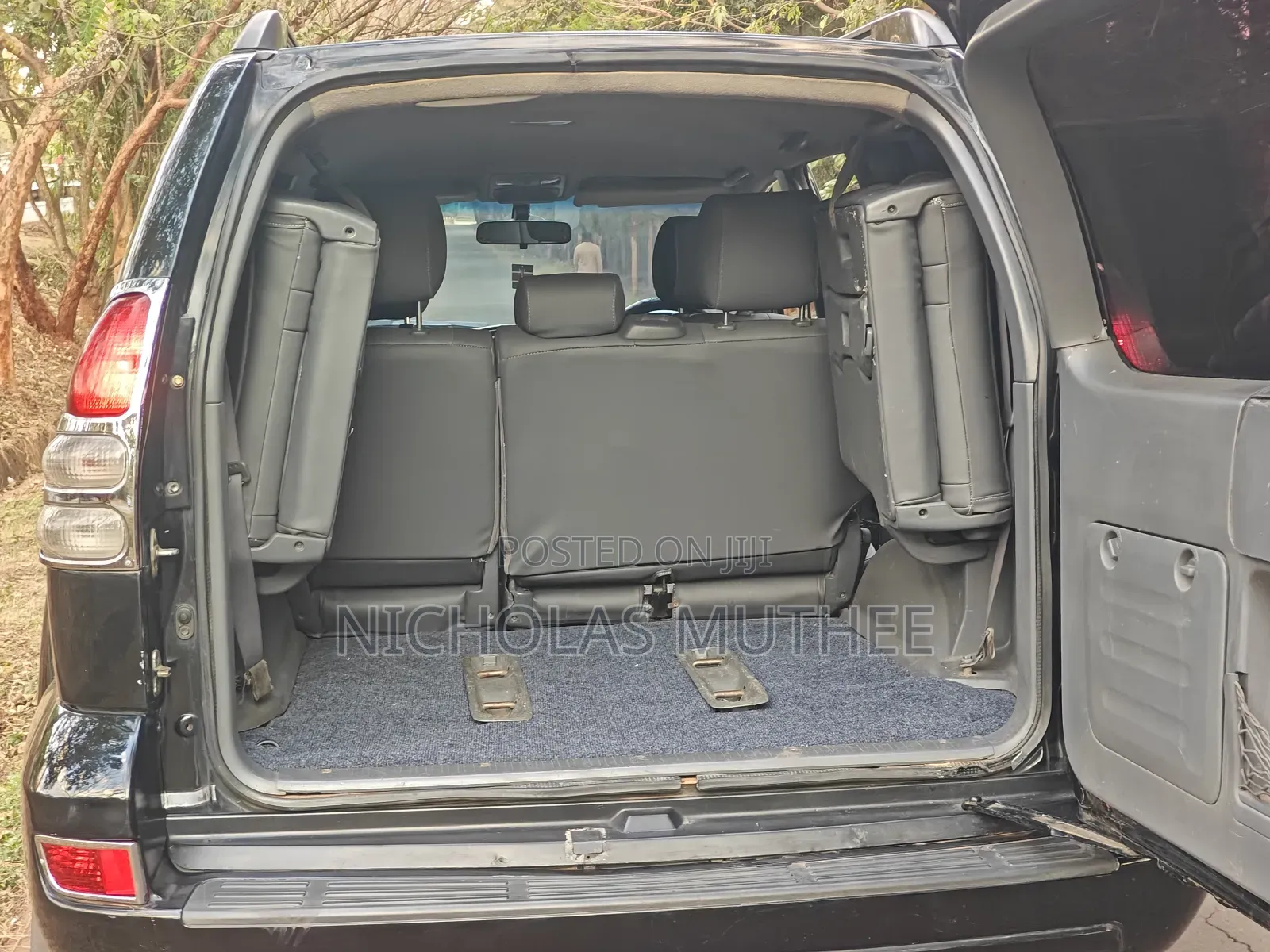Toyota Land Cruiser 2005 Black