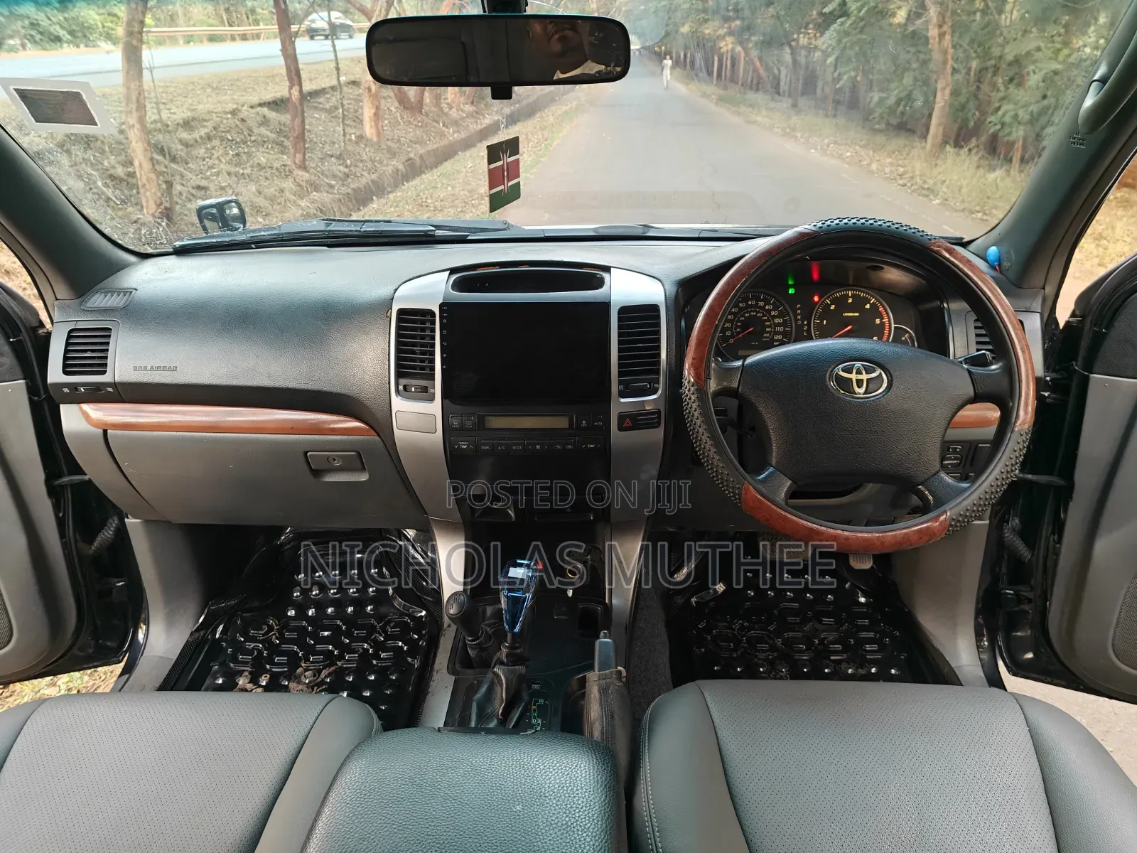 Toyota Land Cruiser 2005 Black