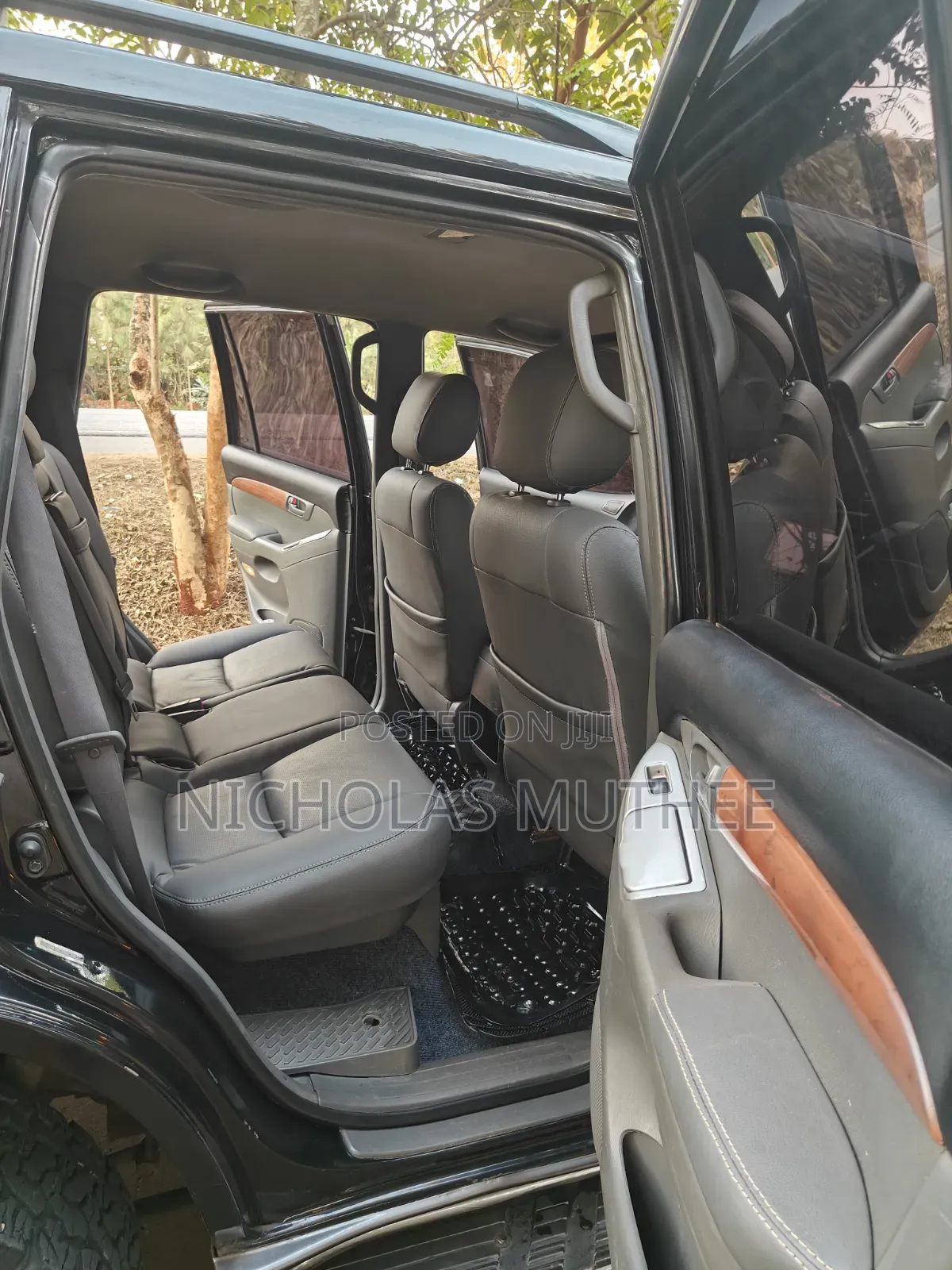 Toyota Land Cruiser 2005 Black