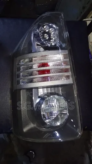 Ex-Japan Toyota Voxy (2008) Taillight