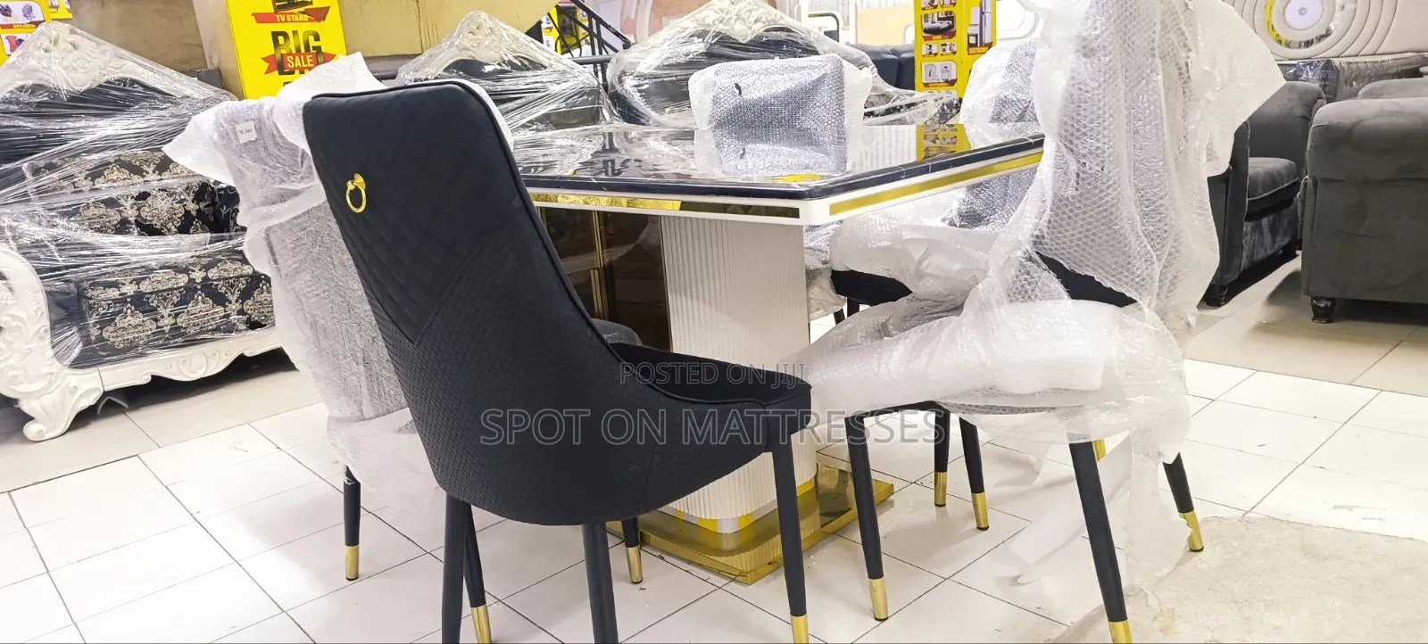 Special Offer! 8-Seater Dining Set. Free Delivery and Installation.