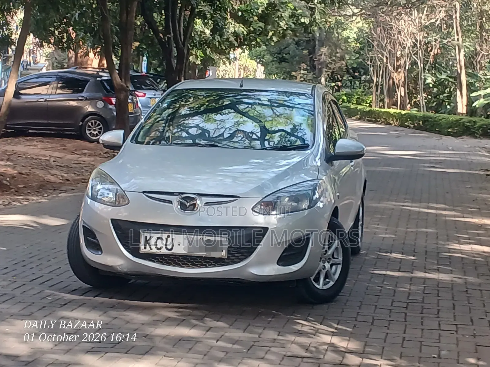 Mazda Demio 2012 Silver