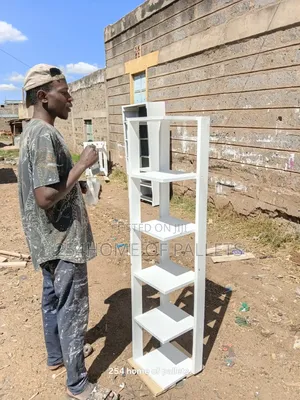 Wooden Corner Stand Slelve