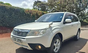 Subaru Forester 2011 White
