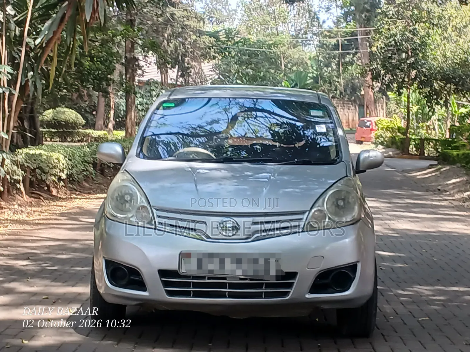 Nissan Note 2012 Silver