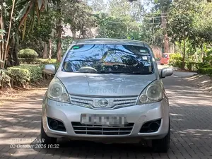 Nissan Note 2012 Silver