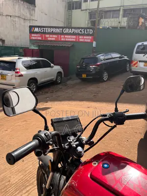 Spark Ride M8 2025 Red