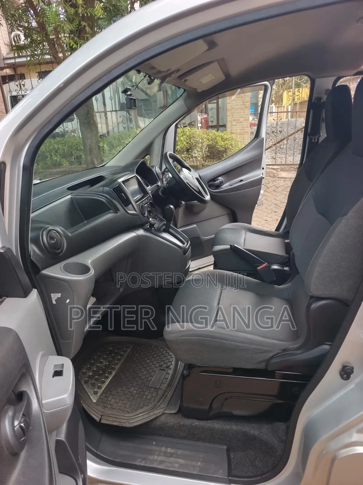 Nissan NV200 2015 Silver