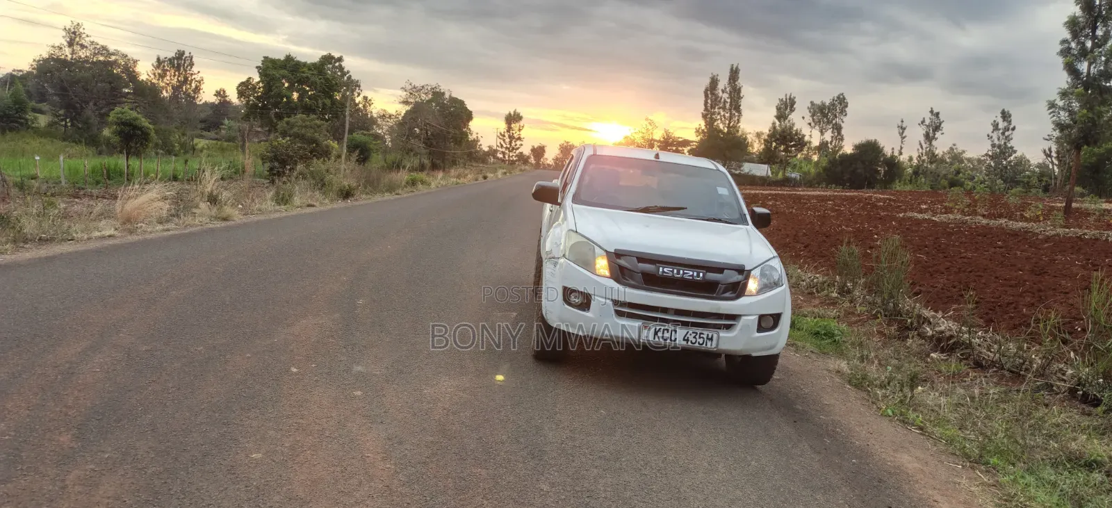 Isuzu D-MAX 2014 White