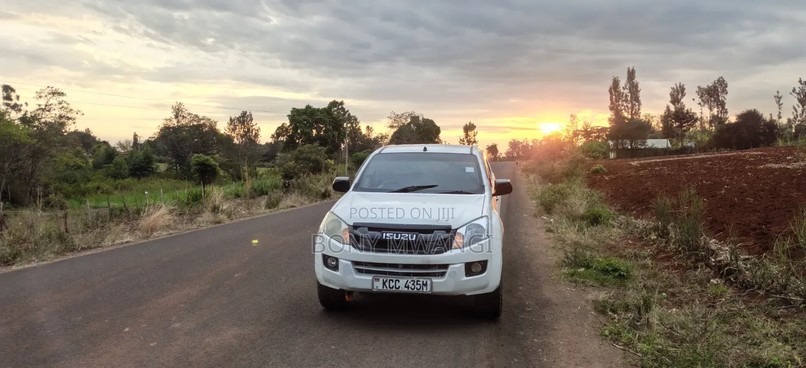 Isuzu D-MAX 2014 White