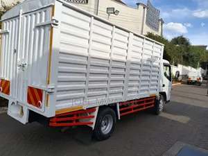 Mitsubishi Fuso Canter 2014 White