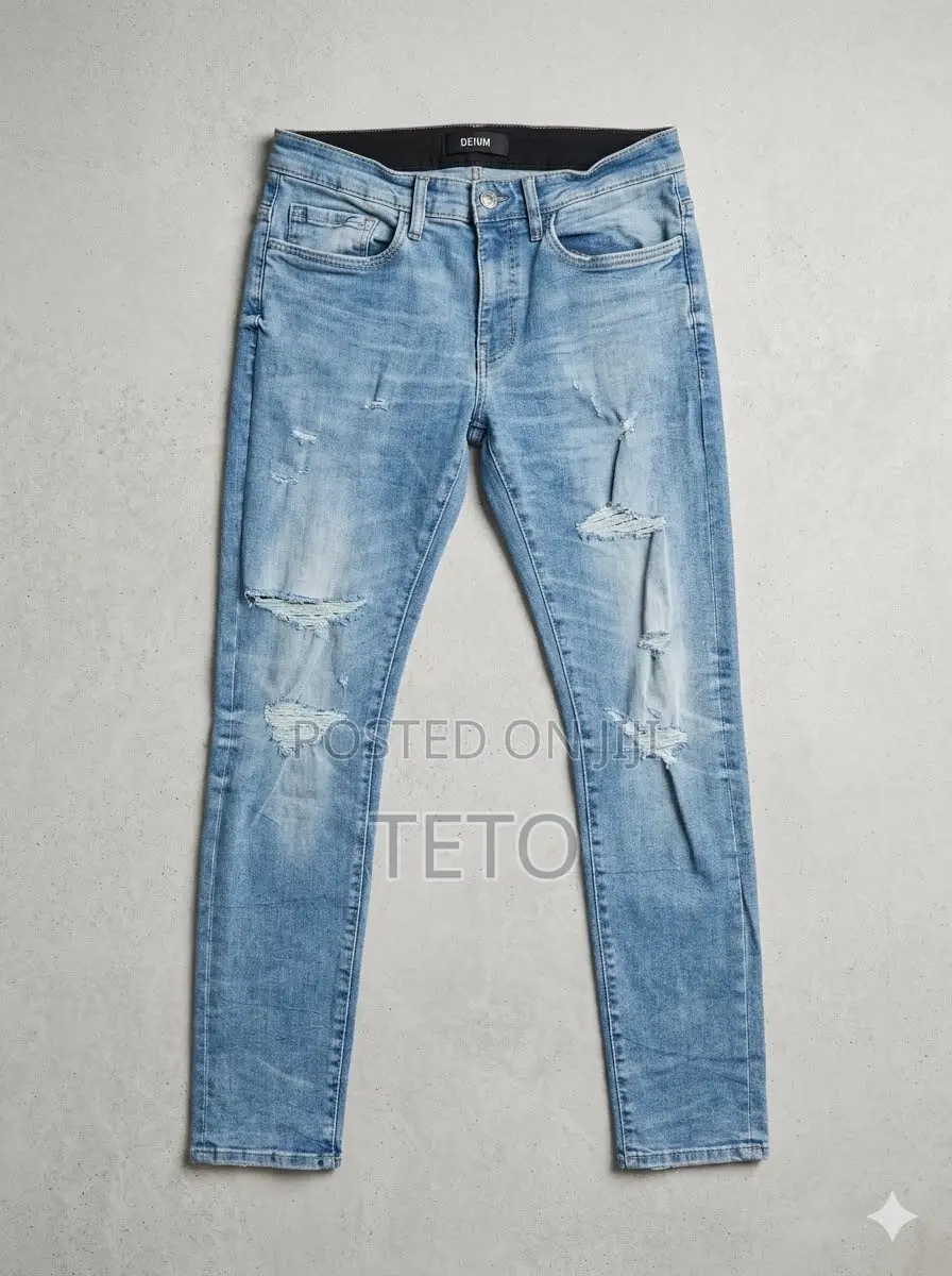 Mens Light Blue Geans