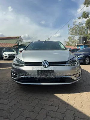 Volkswagen Golf 2019 Silver